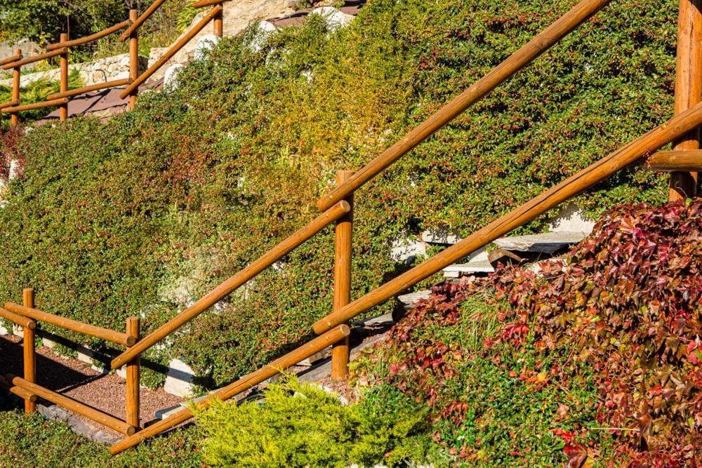 A&G Apartment Aosta - Elegante Casa 100 Mq Su Due Piani Con Wi-Fi-Giardino-Parcheggio Buitenkant foto