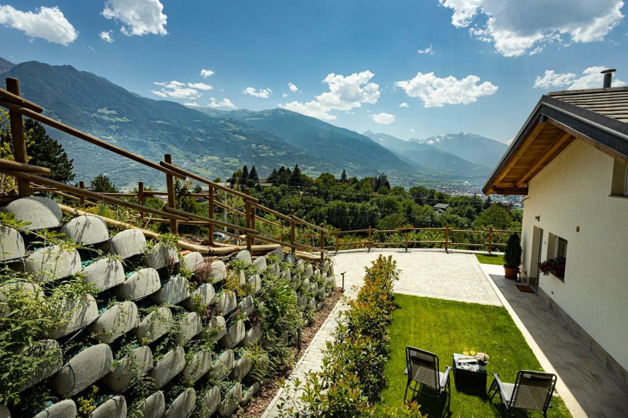 A&G Apartment Aosta - Elegante Casa 100 Mq Su Due Piani Con Wi-Fi-Giardino-Parcheggio Buitenkant foto