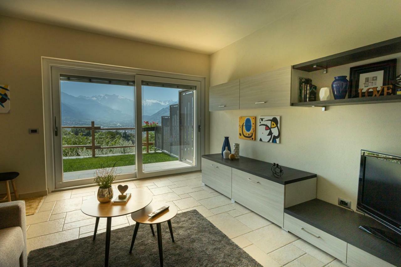 A&G Apartment Aosta - Elegante Casa 100 Mq Su Due Piani Con Wi-Fi-Giardino-Parcheggio Buitenkant foto
